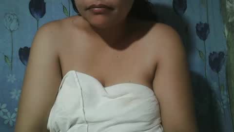Snapshot of lady_love063 chatting on 01.23.25 lady_love063 online show from 01.23.25