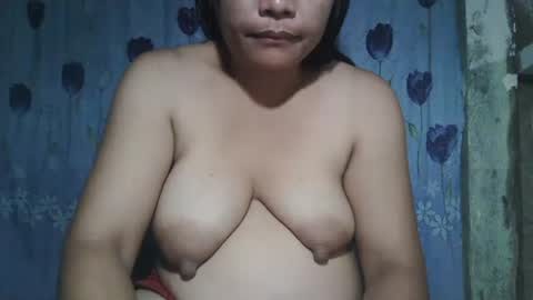 Snapshot of lady_love063 chatting on 10.02.25 lady_love063 online show from 10.02.25