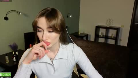 Olivia online show from 03.16.26