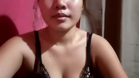 Snapshot of lady_rose19 chatting on 07.22.26 kitty online show from 07.22.26