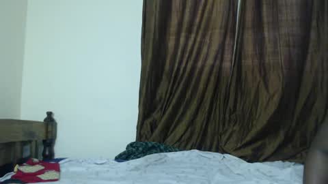 Maya online show from 02.10.25