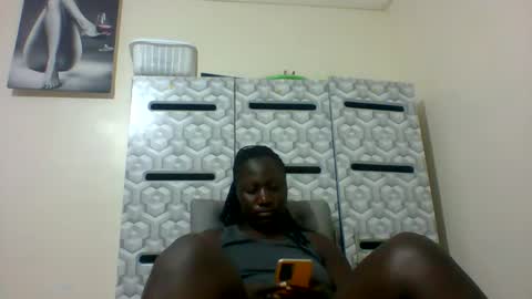 lindah32 online show from 01.06.25