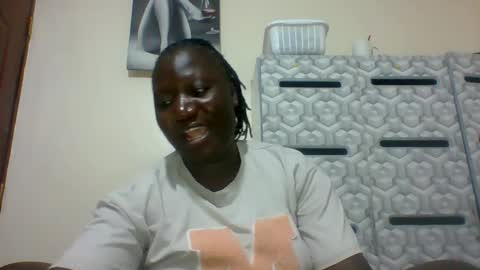 lindah32 online show from 01.22.25