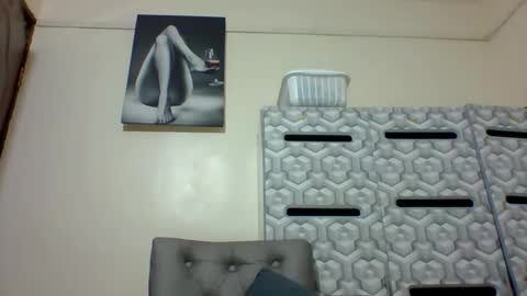 lindah32 online show from 01.24.25