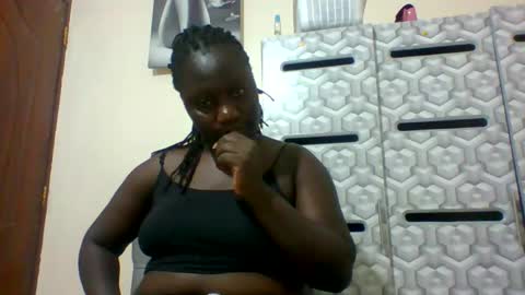 lindah32 online show from 01.30.25