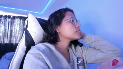  Lady  online show from 02.28.25