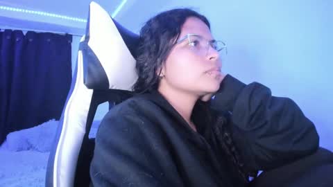  Lady  online show from 03.04.25