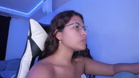  Lady  online show from 10.25.25