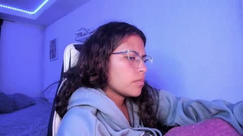 Snapshot of ladybrown_16 chatting on 02.14.26 Lady online show from 02.14.26