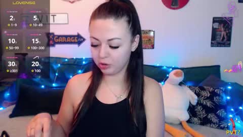 Snapshot of ladydrammer chatting on 12.05.25 LadyDrummer online show from 12.05.25