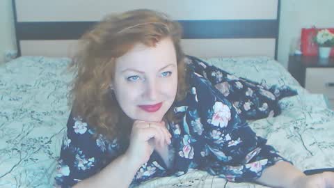 Snapshot of ladyelizabeth777 chatting on 03.11.25 Beth online show from 03.11.25