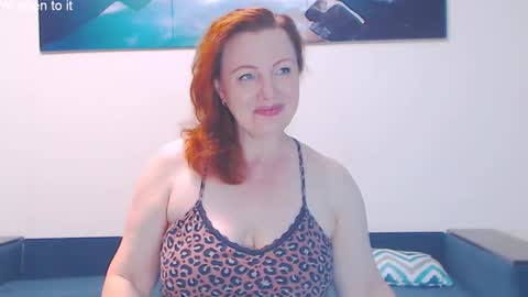 Snapshot of ladyelizabeth777 chatting on 09.24.25 Beth online show from 09.24.25