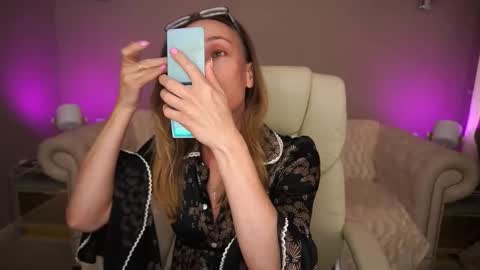 Lady online show from 09.22.25