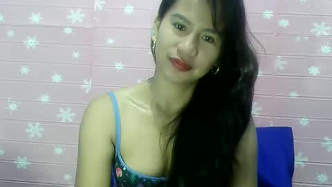 Snapshot of ladyinred201 chatting on 12.27.24 ladyinred201 online show from 12.27.24