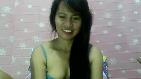 Snapshot of ladyinred201 chatting on 01.08.25 ladyinred201 online show from 01.08.25