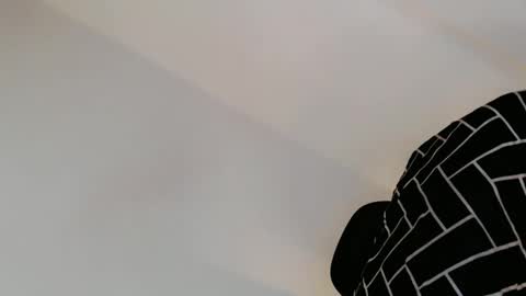 its Katniss online show from 10.10.25