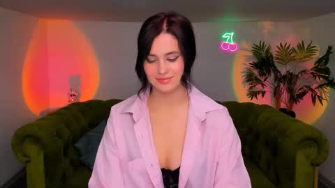 Amelia online show from 10.10.25