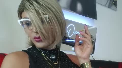 Snapshot of ladyoxana chatting on 05.26.26 Oxana online show from 05.26.26