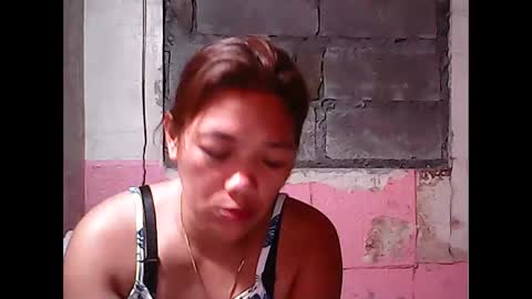 Snapshot of ladysweet4u69 chatting on 04.27.26 ladysweet4u69 online show from 04.27.26
