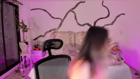 Lady  online show from 10.26.25