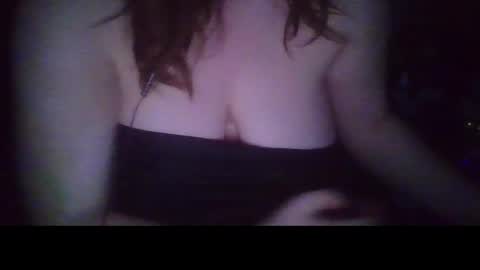 Snapshot of laelih chatting on 10.01.25 LaeLita online show from 10.01.25