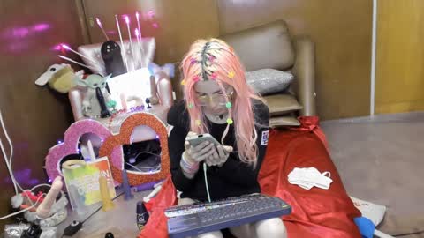 Skinnygirl online show from 01.28.25