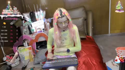 Skinnygirl online show from 02.03.25