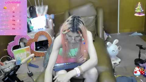 Skinnygirl online show from 10.15.25