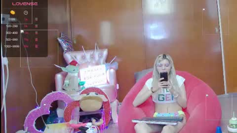 Snapshot of laflakita21 chatting on 06.22.26 Skinnygirl online show from 06.22.26