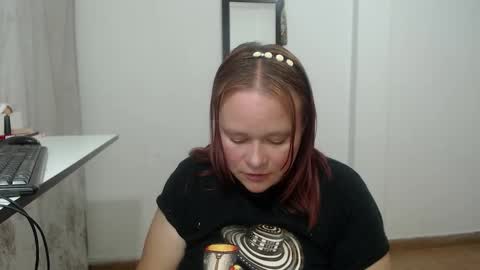  paola and a guest lol    online show from 09.19.25