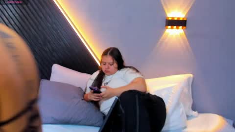    online show from 04.14.26