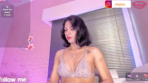 Snapshot of laiilybell chatting on 04.28.26 laiily bell online show from 04.28.26