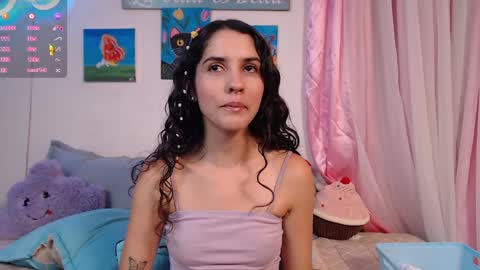 Snapshot of lailypink chatting on 12.06.24 samanta online show from 12.06.24