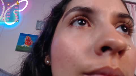 Snapshot of lailypink chatting on 12.24.24 samanta online show from 12.24.24