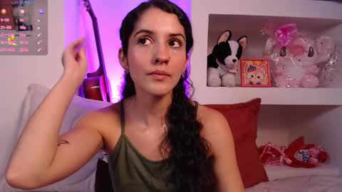 Snapshot of lailypink chatting on 03.10.25 samanta online show from 03.10.25