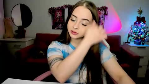 Kira online show from 12.01.25