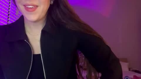 Snapshot of laineylifts chatting on 01.19.26 Lainey online show from 01.19.26