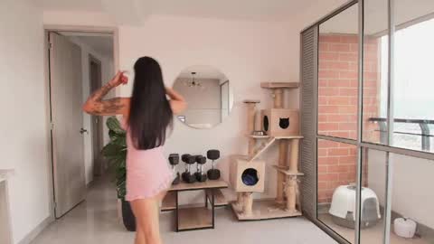 Laira online show from 04.13.26