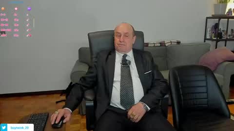 Snapshot of lajose52 chatting on 04.11.26 lajose52 online show from 04.11.26