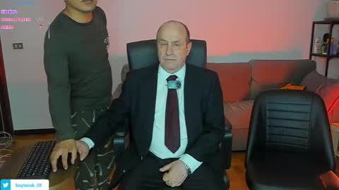 Snapshot of lajose52 chatting on 04.17.26 lajose52 online show from 04.17.26
