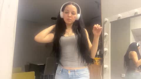 Snapshot of lakishaamini chatting on 11.24.25 Emily online show from 11.24.25