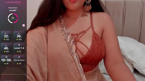 Snapshot of lakshimidas chatting on 12.27.24 lakshimidas online show from 12.27.24