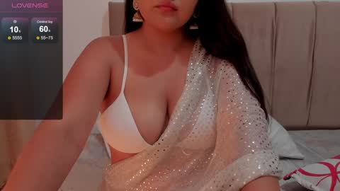 Snapshot of lakshimidas chatting on 12.28.24 lakshimidas online show from 12.28.24