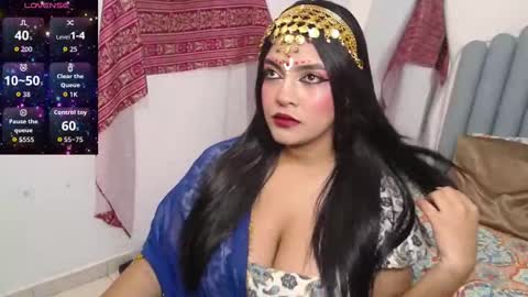 Laskhmirani online show from 10.31.25