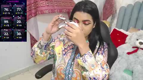 Laskhmirani online show from 11.25.25