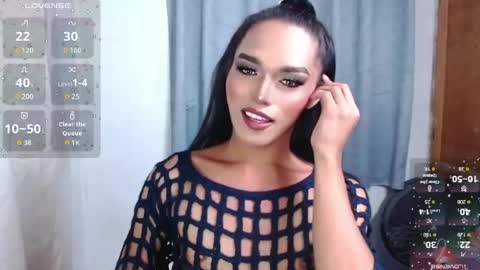 Snapshot of lala_moves chatting on 05.10.26 Joxie online show from 05.10.26