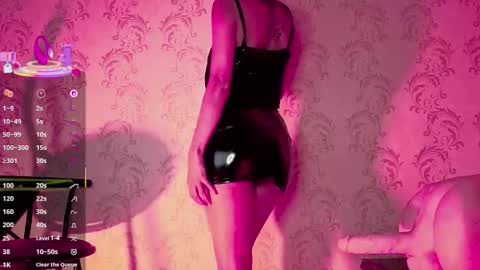 Snapshot of lala_pantyhose chatting on 01.15.26 Miss Lala online show from 01.15.26