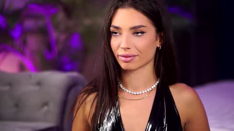 Snapshot of lalaroze chatting on 09.15.25 Lala online show from 09.15.25