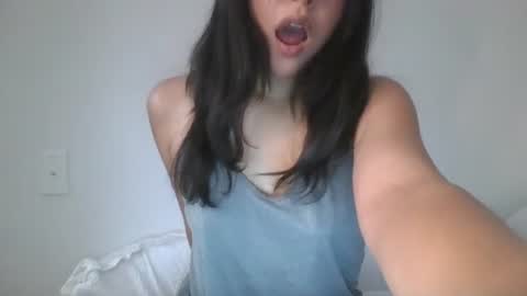 Snapshot of laligomez chatting on 07.04.26 Lali Gomez online show from 07.04.26