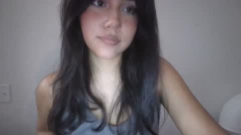 Snapshot of laligomez chatting on 07.21.26 Lali Gomez online show from 07.21.26